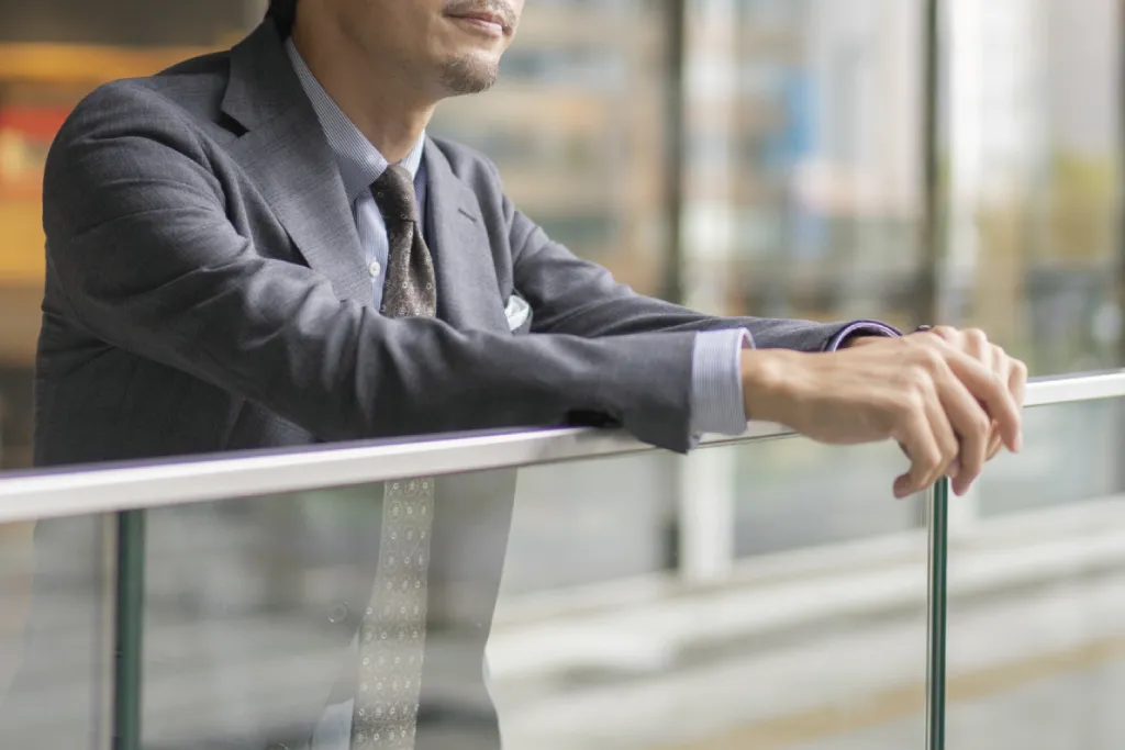 仕事で行き詰った男性