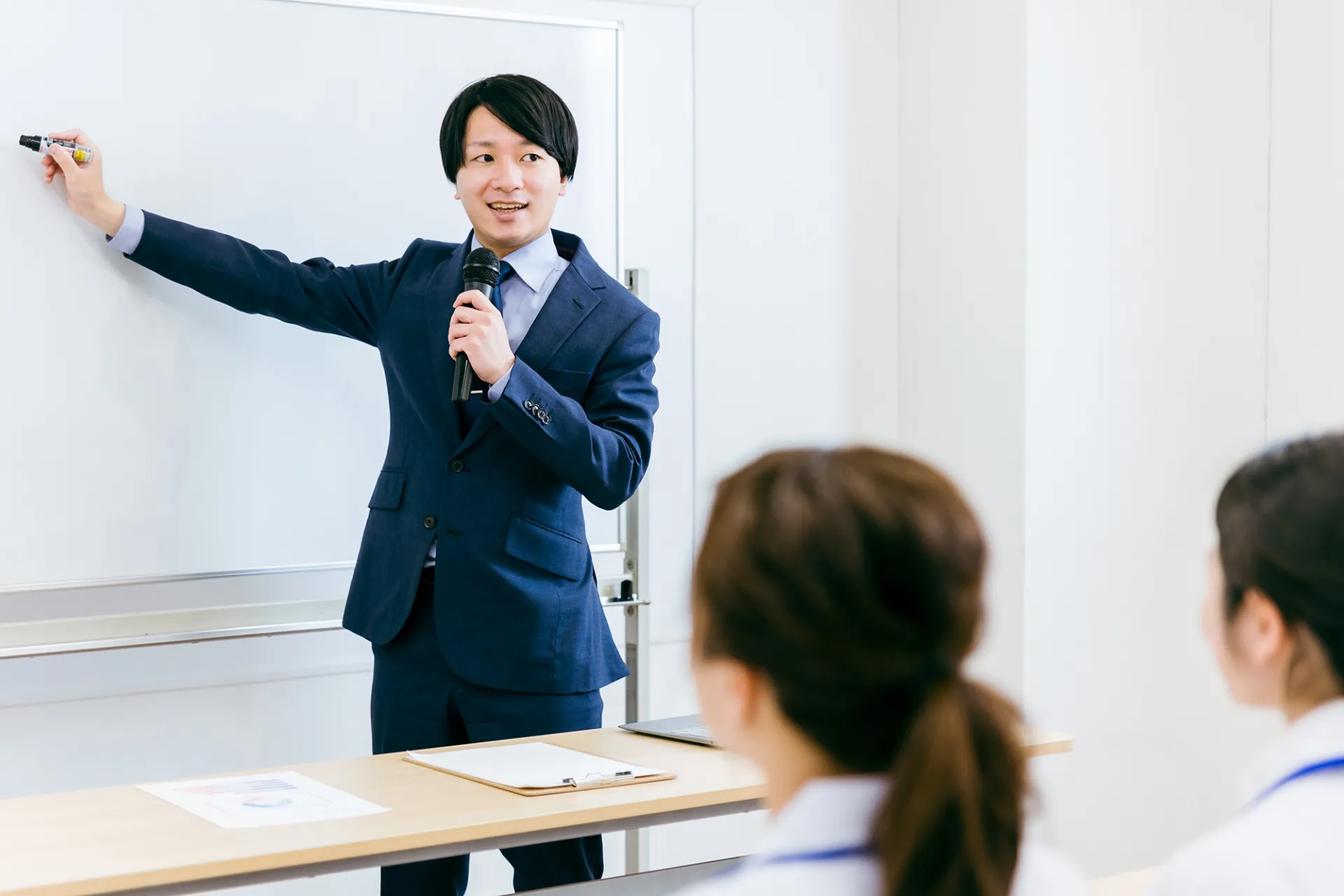 心理的安全性を高める研修模様