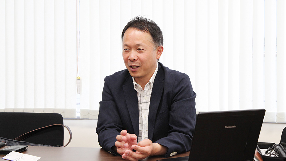 宮崎さんインタビュー風景
